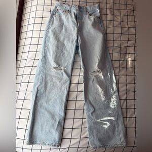 Woman’s Levi Jeans With Rips, Light Wash Size 25 High Rise